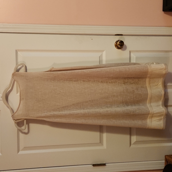 Cream sleeveless sundress - Picture 5 of 7